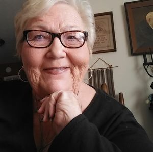 Meet your Posher, Sharon